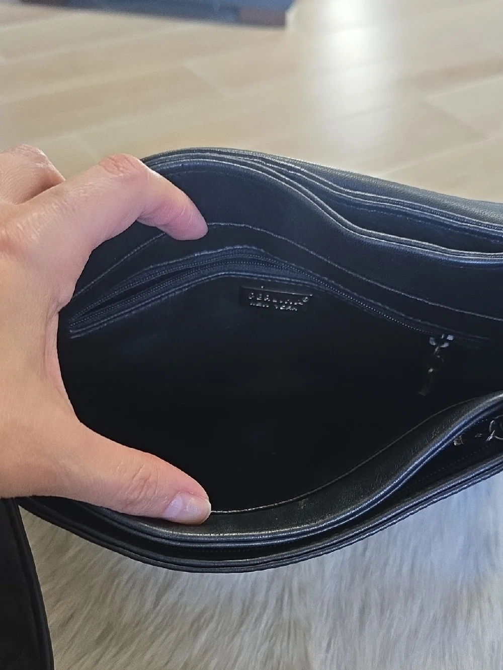 Leather Shoulder Bag - Picture 6 of 9